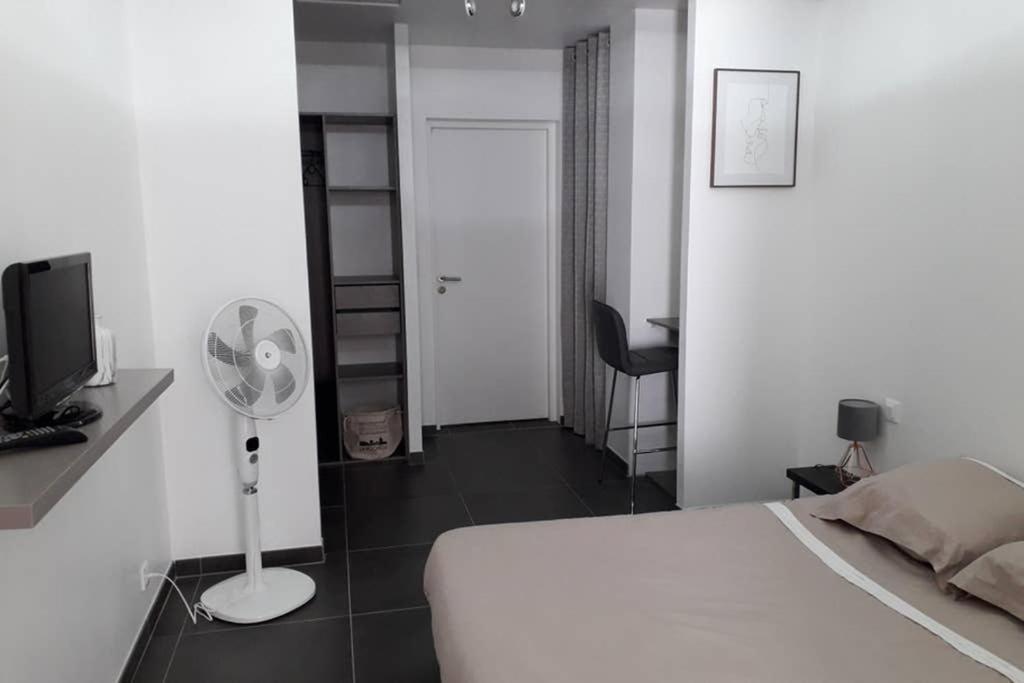 Logement Neuf De 40 M², Equipe Et Confortable Croix-Chapeau 外观 照片
